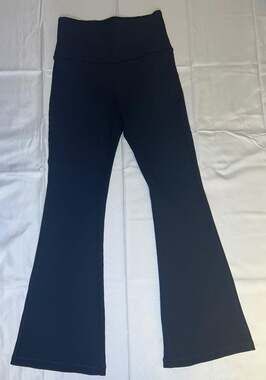 Athleta Elation Rib Crop Flare Leggings in Black Size Small #4